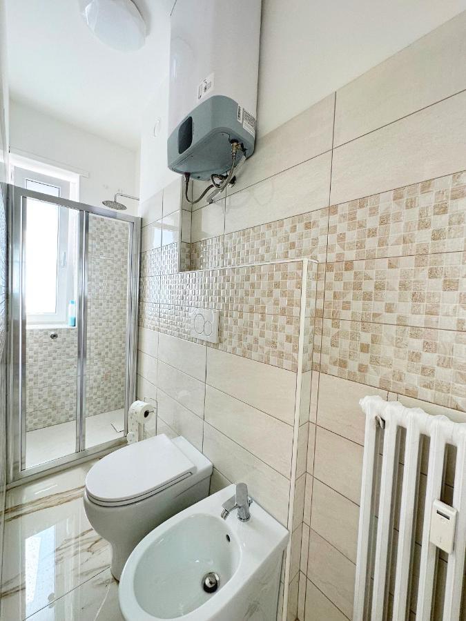 Wh - Un Posto Al Sole - Attico Monolocale Con Parcheggio Gratuito - 5 Minuti Dal Centro - Wifi Apartment Sanremo Exterior foto